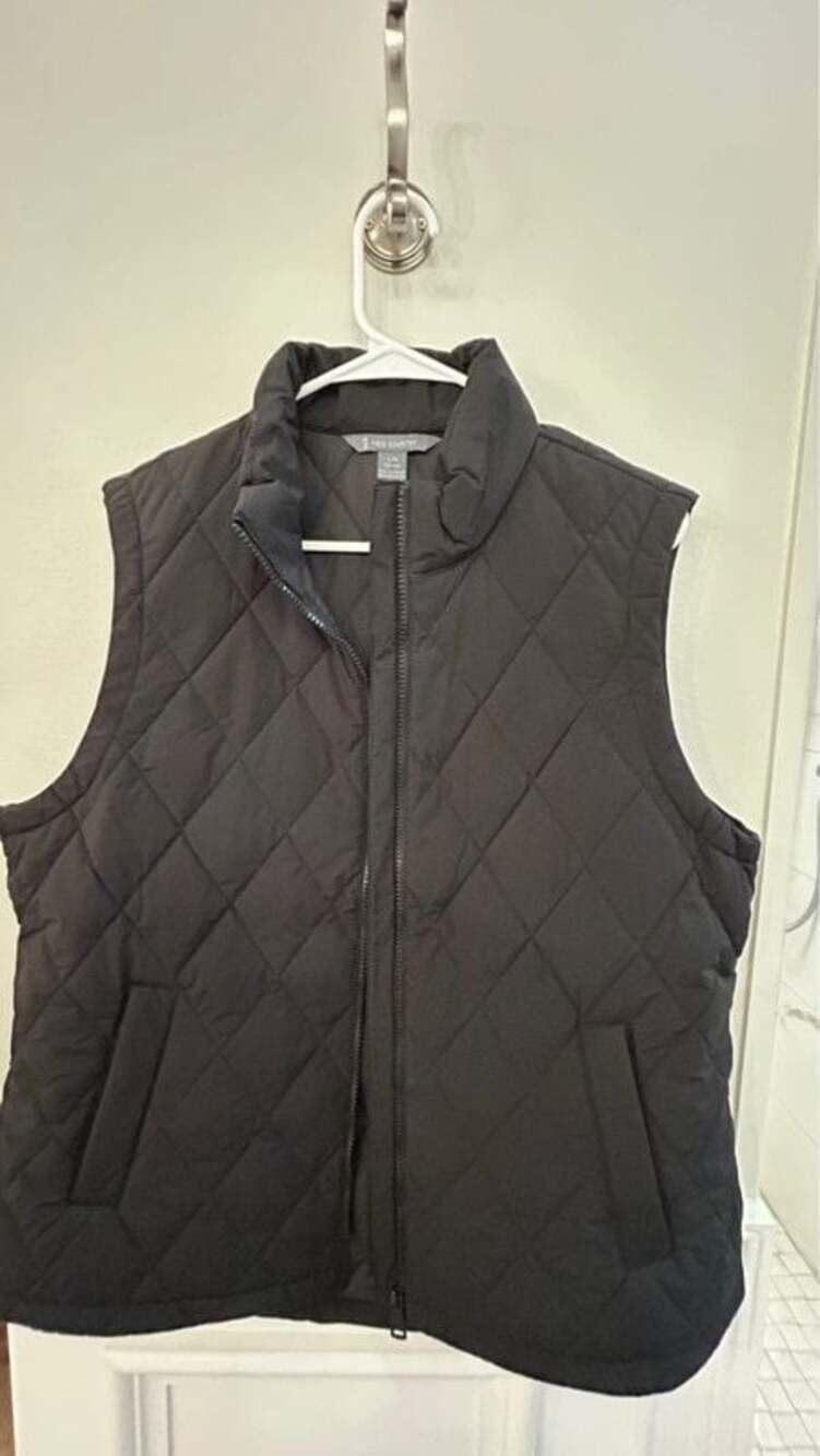 Puffer Vest Size Large - Free Country